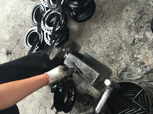 导轨式防坠器(高空防坠器)坠落测试装置的研发背景