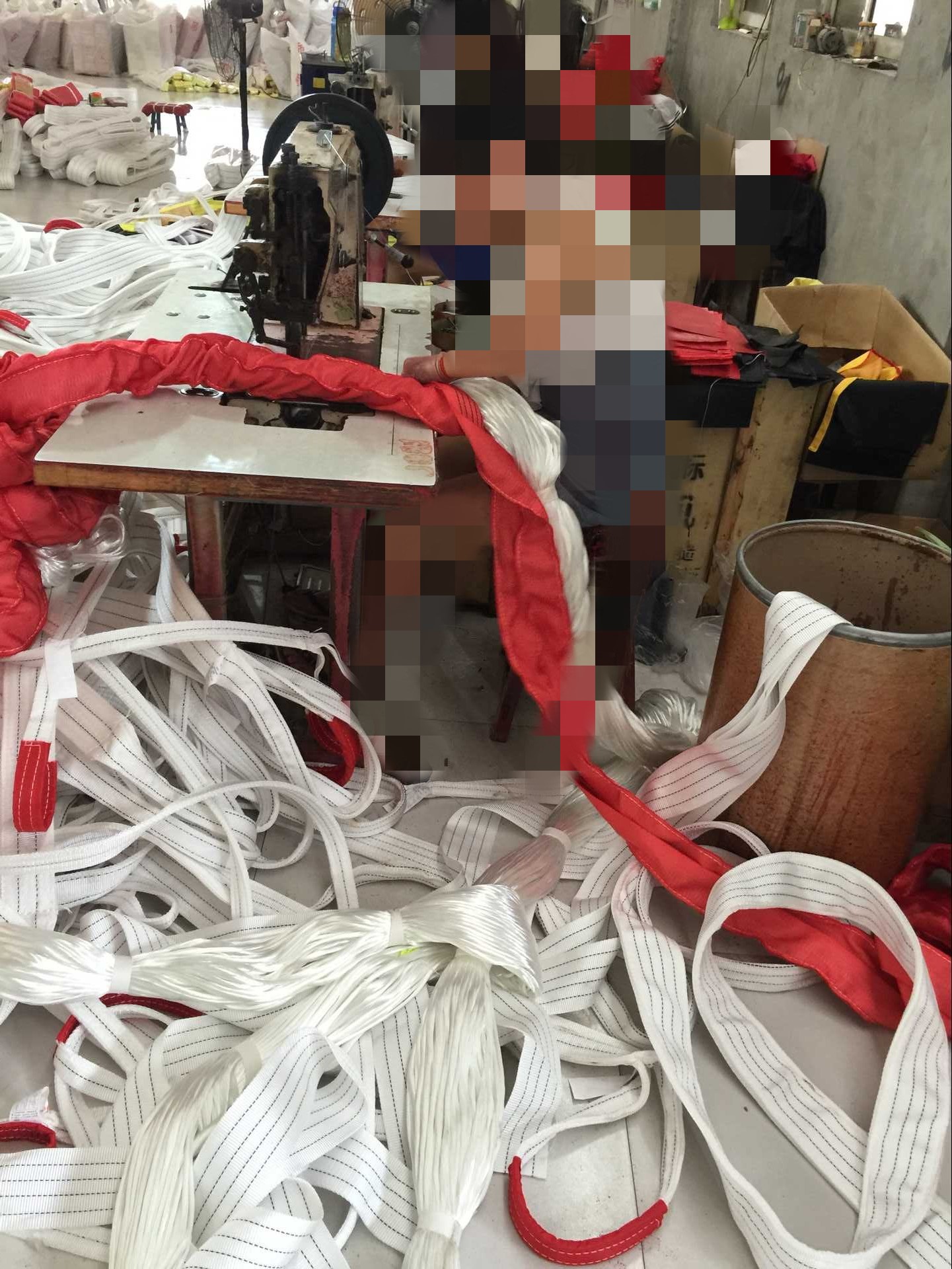 大吨位柔性吊装带缝纫制作