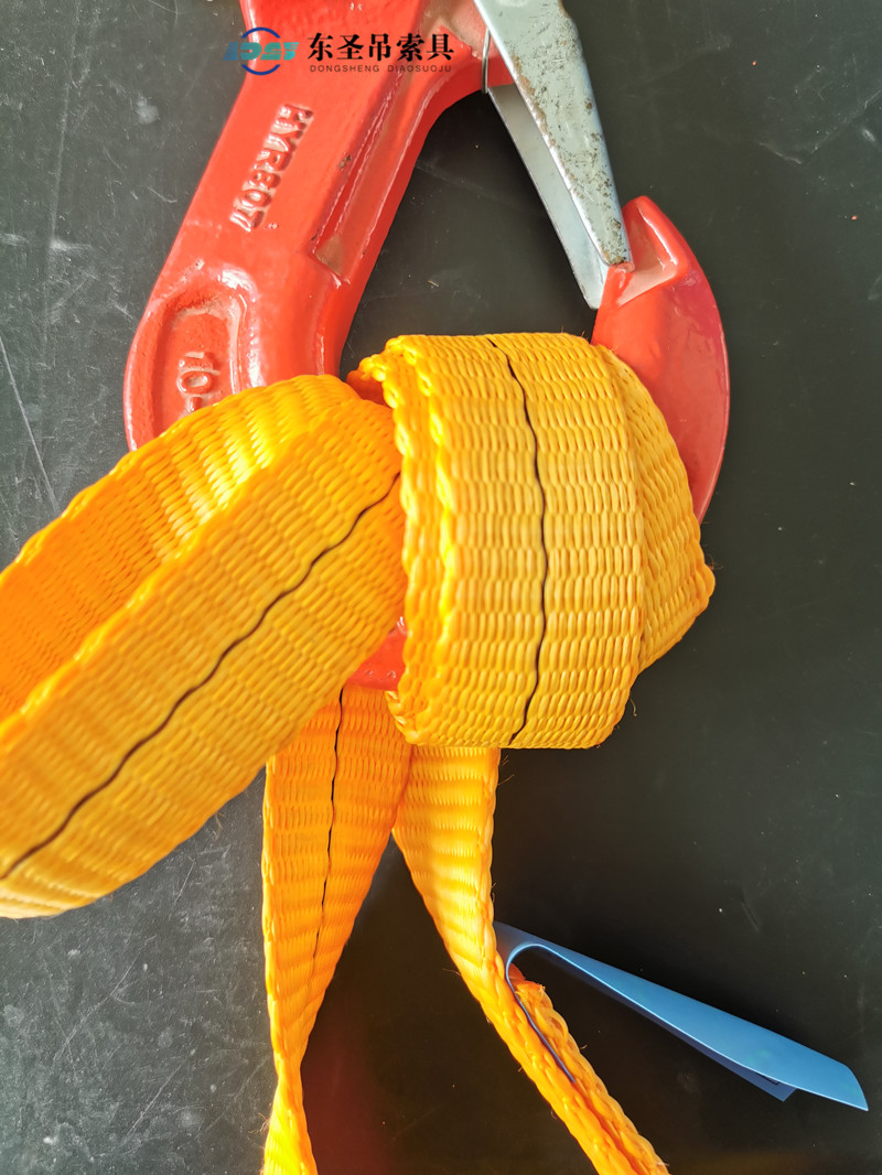 吊装带错误挂法缠绕